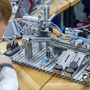 Нейросети и 3D-печать: при РГСУ в Москве заработал еще один технопарк для детей